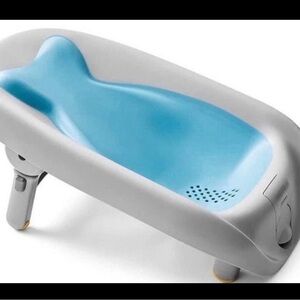 Skip Hop Baby Bath with Blue Insert